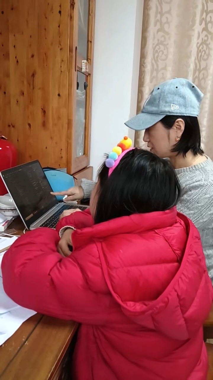 如何带 8-15 岁孩子开启零代码 AI 创造之旅